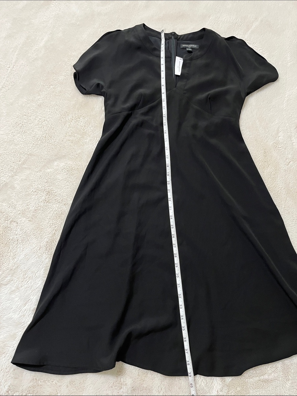 Banana Republic Black Short-Sleeve V-Neck A-Line Dress - Picture 6 of 9